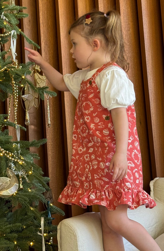 The Christmas Pinafore